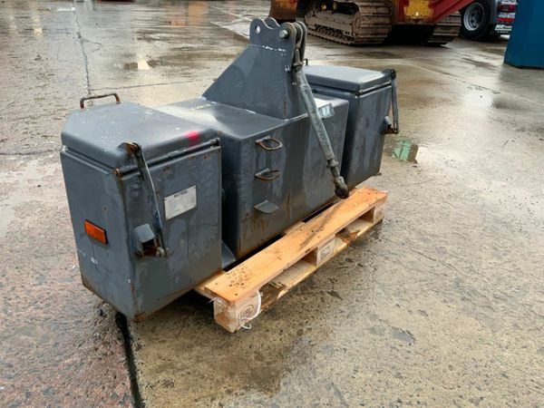 WATKINS 1000kg WEIGHT BLOCK / TOOL BOX...459F 377230423