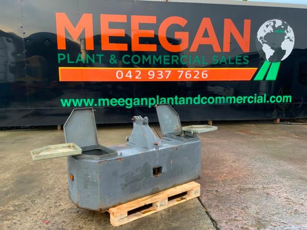 WATKINS 1000kg WEIGHT BLOCK / TOOL BOX...459F 377230432