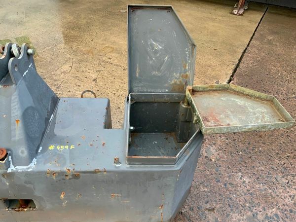 WATKINS 1000kg WEIGHT BLOCK / TOOL BOX...459F 377230436