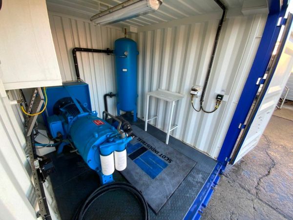 260 CFM  CONTAINERISED AIR COMPRESSOR....5227. 377230542