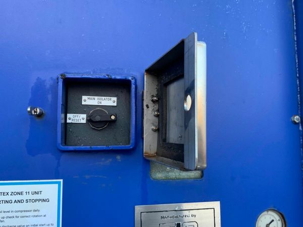 260 CFM  CONTAINERISED AIR COMPRESSOR....5227. 377230561