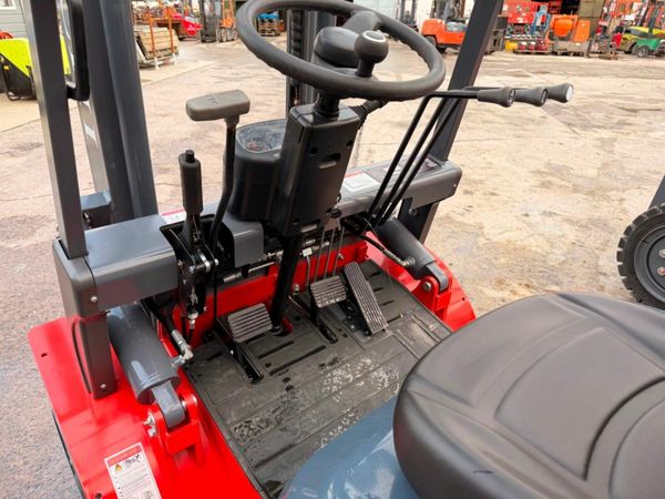 BRAND NEW 3 TON FORKLIFT ....9,750 EUROS 377230510