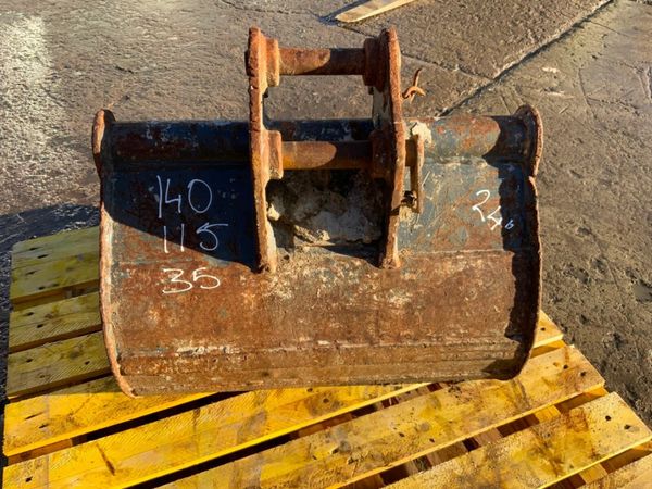 24" STRICKLAND  BUCKET......35mm PINS.........244f 377230619