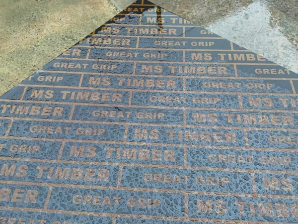 UNUSED 8ft x 4ft TRAILER FLOOR SHEETING. 377230777