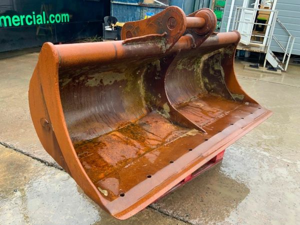 84" STRICKLAND GRADING BUCKET....80mm.....1587. 377230959