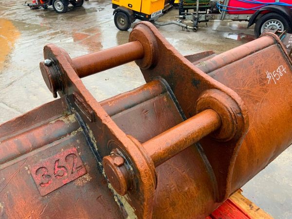 84" STRICKLAND GRADING BUCKET....80mm.....1587. 377230967