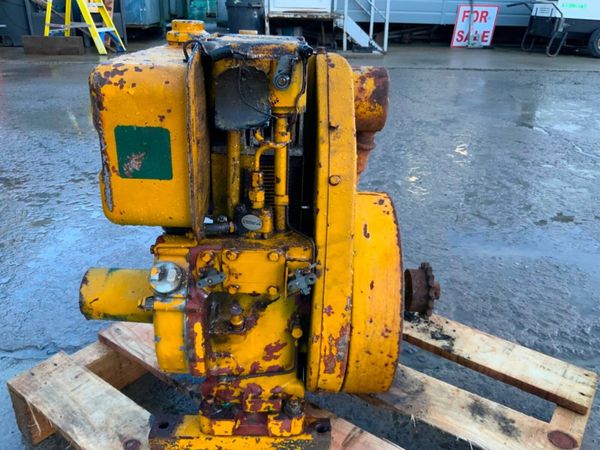 SINGLE CYLINDER LISTER ENGINE.......0066. 377231068