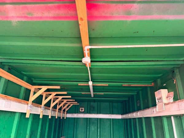 20 X 9 SITE SHIPPING CONTAINER STORAGE...1057 377231141