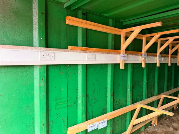 20 X 9 SITE SHIPPING CONTAINER STORAGE...1057 377231146