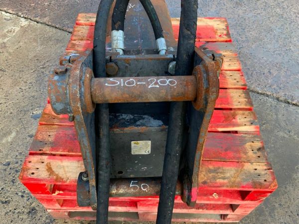 RAMMER HAMMER...BREAKER....50mm PINS........208f 377231170