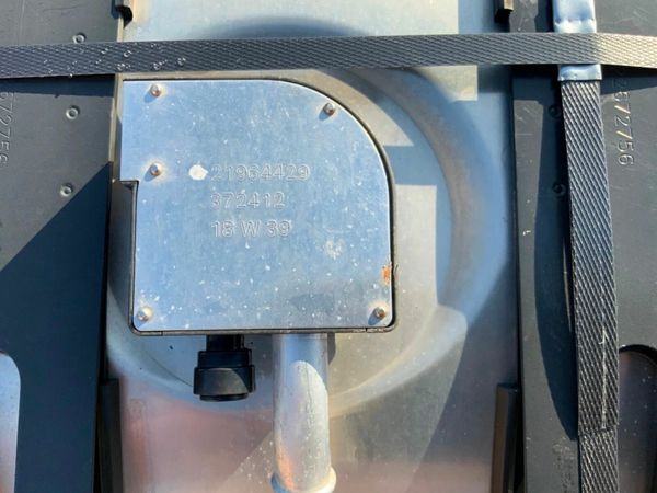 Volvo FH 150lt DIESEL TANK ASSEMBLY. 377231102