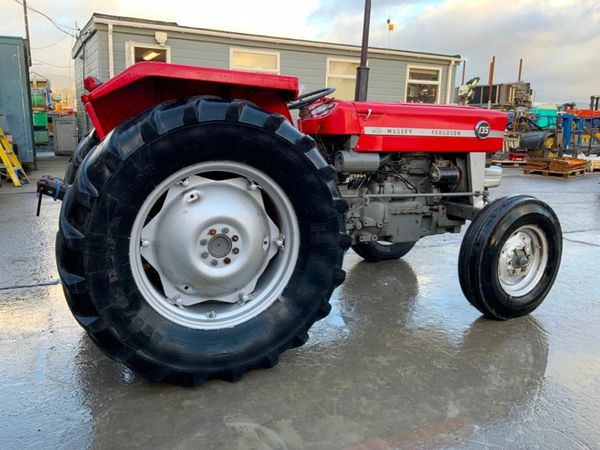 MASSEY FERGUSON 135 TRACTOR.......321. 377231124