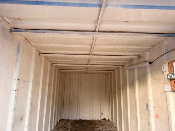 21 x 8 SHIPPING CONTAINER SITE STORAGE...1055 377231291