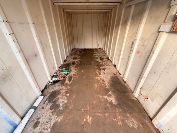 21 x 8 SHIPPING CONTAINER SITE STORAGE...1055 377231292