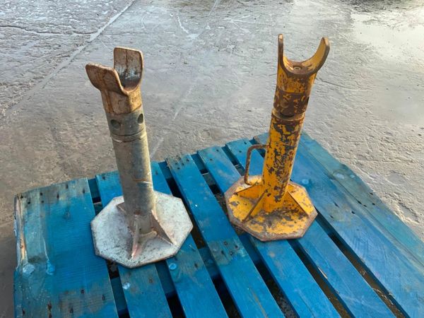 CABLE TRAILER / DRUM STANDS........617-2. 377231375