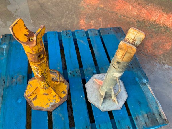 CABLE TRAILER / DRUM STANDS........617-2. 377231377