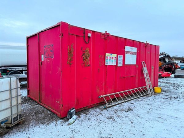 20 ft SITE STORAGE CONTAINER with racking....1053T 377231485