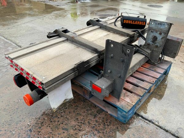 DHOLLANDIA TUCK AWAY TAIL LIFT.....1000kg...2255 377231405