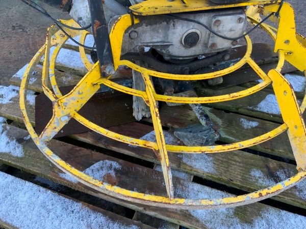 36 inch WHITEMAN POWER FLOAT........REPAIRS. 377231561