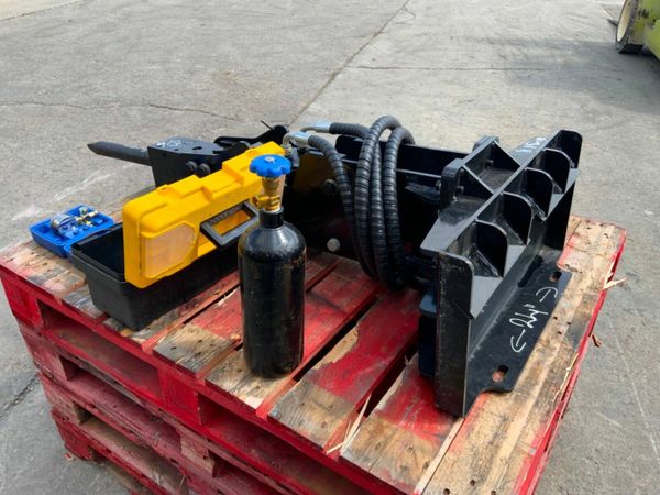 UNUSED MINI SKID STEER BREAKER / HAMMER...318w. 377231720