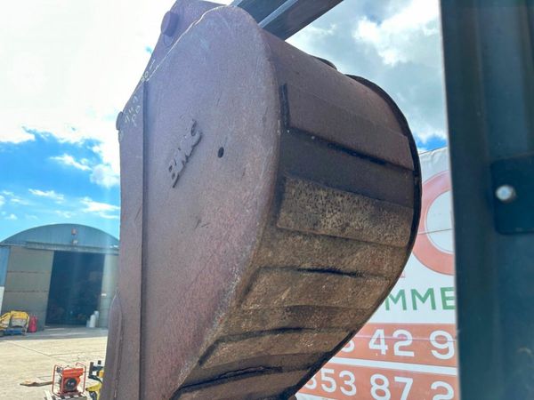 24"... BMC... DIGGING BUCKET ...80MM.... 949 DB 377231857