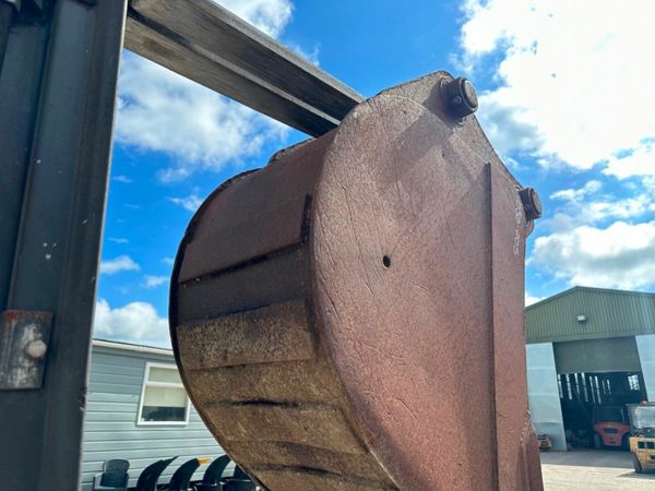 24"... BMC... DIGGING BUCKET ...80MM.... 949 DB 377231859