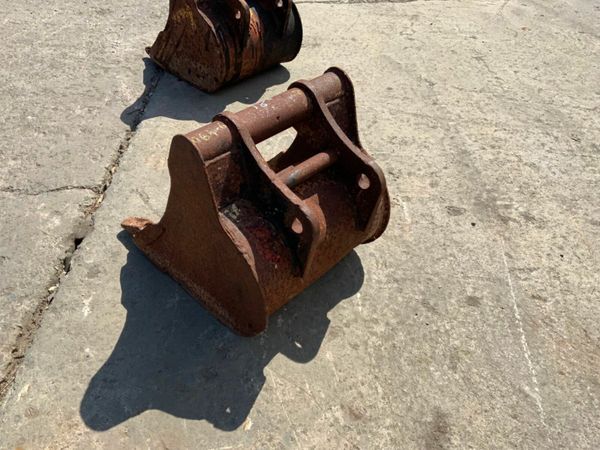 HARFORD .....MINI DIGGER BUCKETS.....964/4/5/6. 377231925