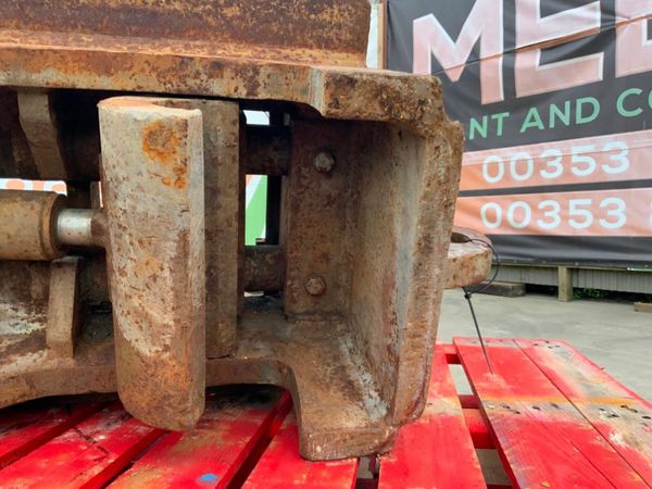 HYDRAULIC Quick hitch ....100mm PINS......161wa. 377232094