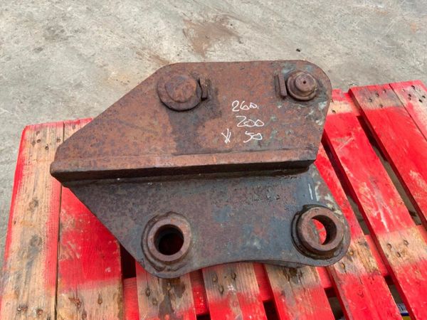 45mm x 50mm QUICK HITCH BUCKET ADAPTOR...260. 377232012