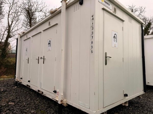 2023 THURSTON SITE SHOWER BLOCKS ....1087 377232145