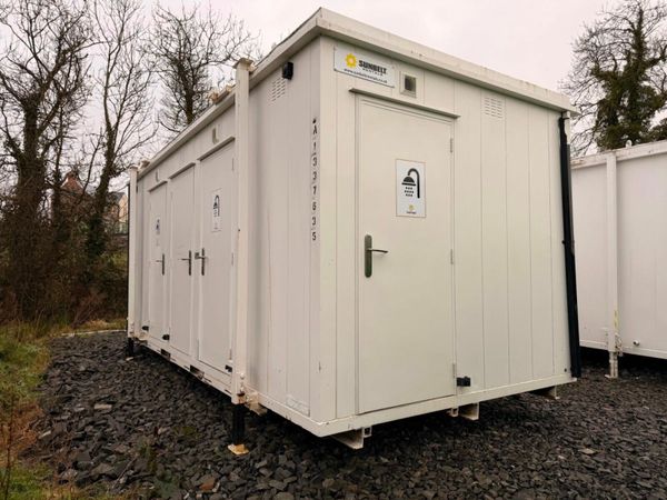 2023 THURSTON SITE SHOWER BLOCKS ....1087 377232146