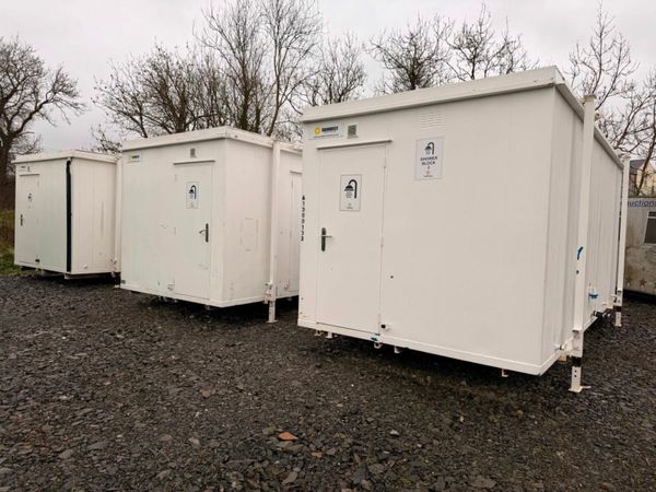 2023 THURSTON SITE SHOWER BLOCKS ....1087 377232153