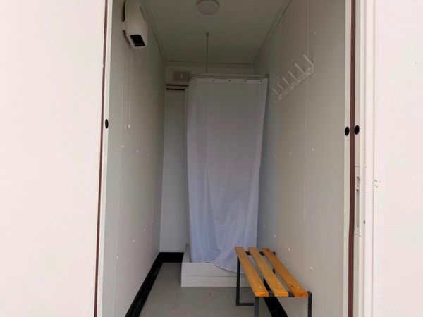 2023 THURSTON SITE SHOWER BLOCKS ....1087 377232157