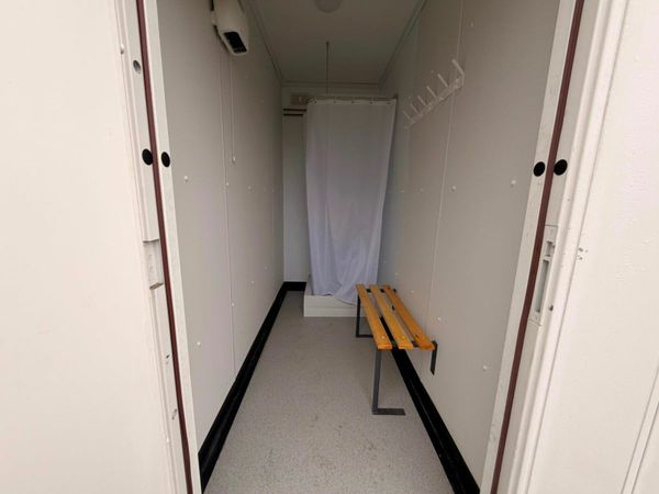 2023 THURSTON SITE SHOWER BLOCKS ....1087 377232159