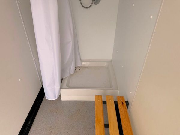 2023 THURSTON SITE SHOWER BLOCKS ....1087 377232161