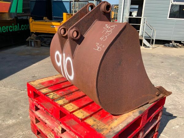 36" GEITH DIGGING BUCKET....45mmPINS......910-36. 377232129