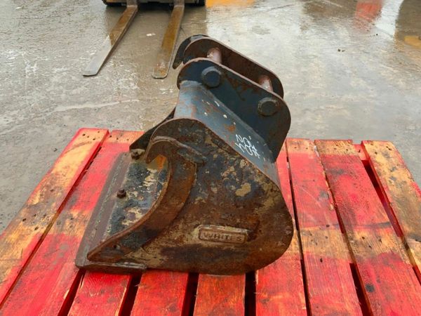 24" MINI DIGGER  BUCKET..........35mm PINS......00 377232200