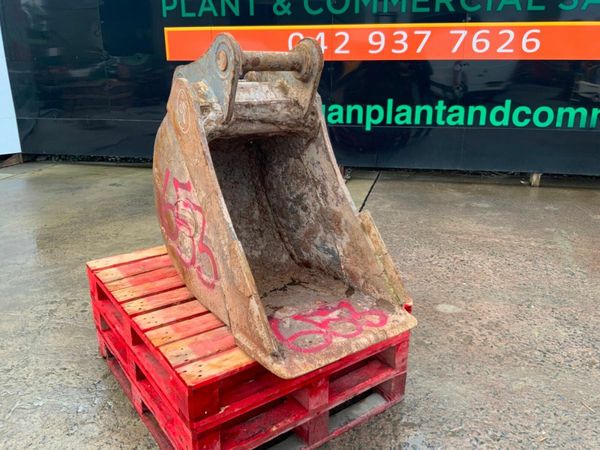 24" STRICKLAND BUCKET.........65mm PINS.........65 377232340