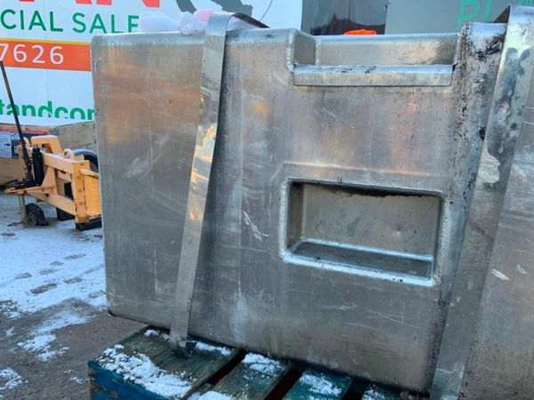 Volvo FH SB COMPONENTS DIESEL / HYDRAULIC TANK. 377232433