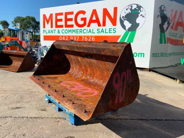 90"  JCB TELEPORTER LOADING BUCKET.....C3PO. 377232558