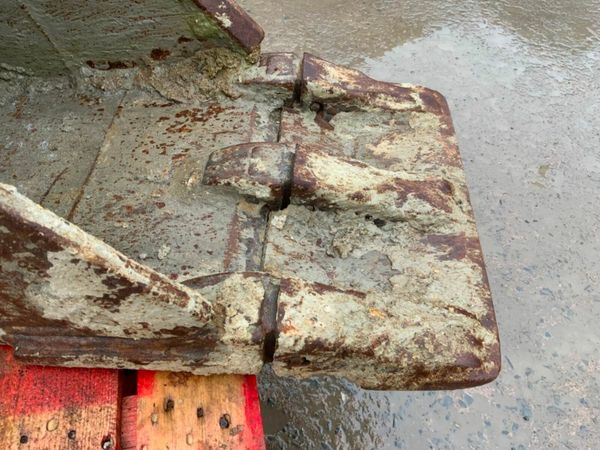 18" STRICKLAND BUCKET......50mm PINS.........1364t 377232505