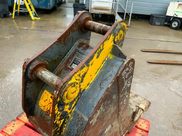 18" STRICKLAND BUCKET......50mm PINS.........1364t 377232508