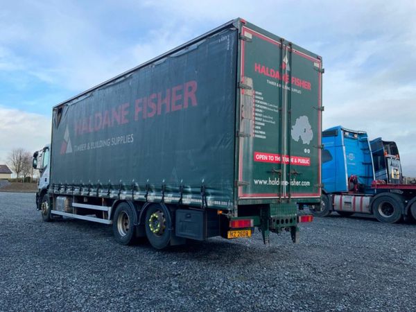 Iveco Stralis 26 TONNE REAR LIFT AXLE30ft  BODY. 377232525