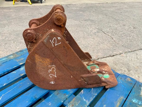 12" MINI DIGGER BUCKET......35mm PINS......231w. 377232625