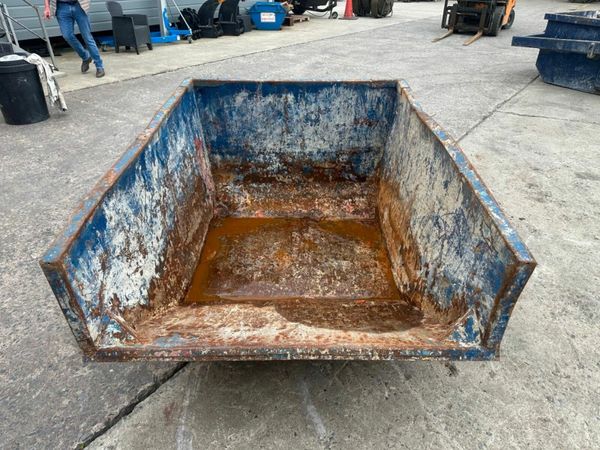 TIPPING BOAT SKIP.....4398 377232793