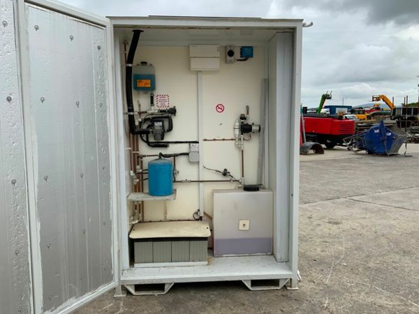 SELF CONTAINED PORTABLE TOILET CONTAINER...899. 377232841