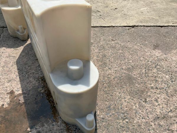 2.0mts x 1.0mts PLASTIC SAFETY BOLLARDS.....2834. 377232805