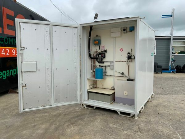 SELF CONTAINED PORTABLE TOILET CONTAINER...899. 377232828