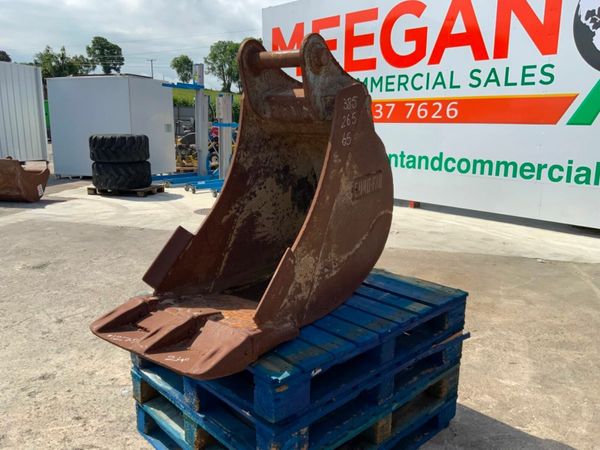 24" EUROFAB DIGGING BUCKET.....65mm PINS....1279t. 377232933