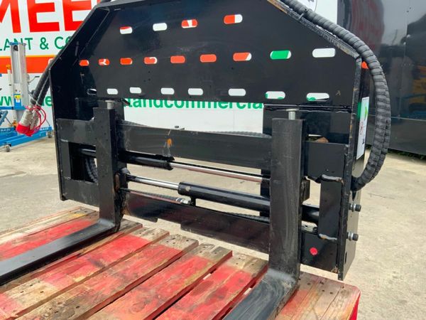 UNUSED  FORK POSITION CARRIAGE........377. 377233358